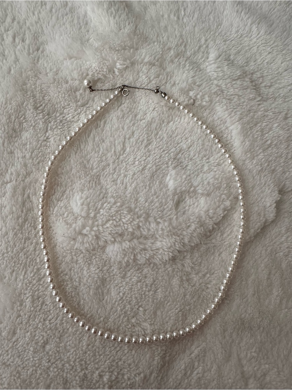 Elegant Shell Pearl Necklace